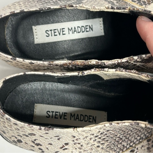 Steve Madden Lottie Snake Print Ankle Booties - Picture 13 of 15